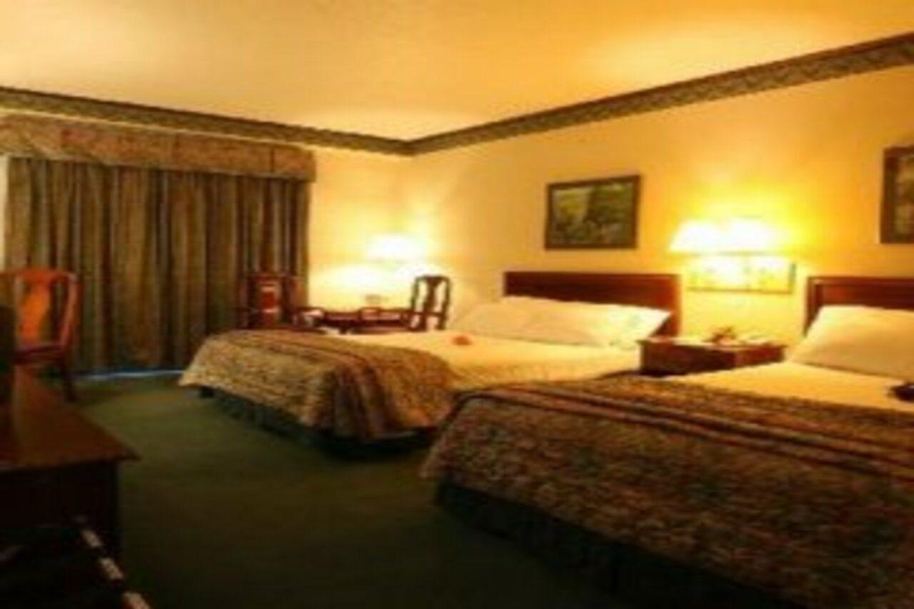 Days Hotel Mactan Cebu มักตัน ภายนอก รูปภาพ